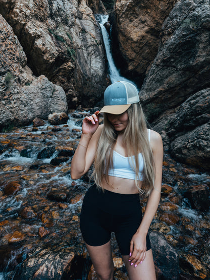 Embroidered Waterfallower Hat